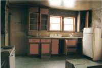 Picture of kitchen before remodel