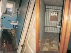 upper baths before the remodel